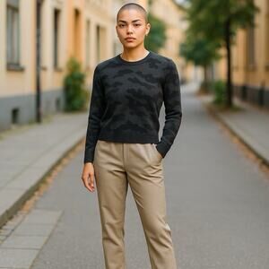 AQUA Cashmere Camo Crewneck Sweater Size XS MSRP $188‎ Longsleeve Boho Pullover